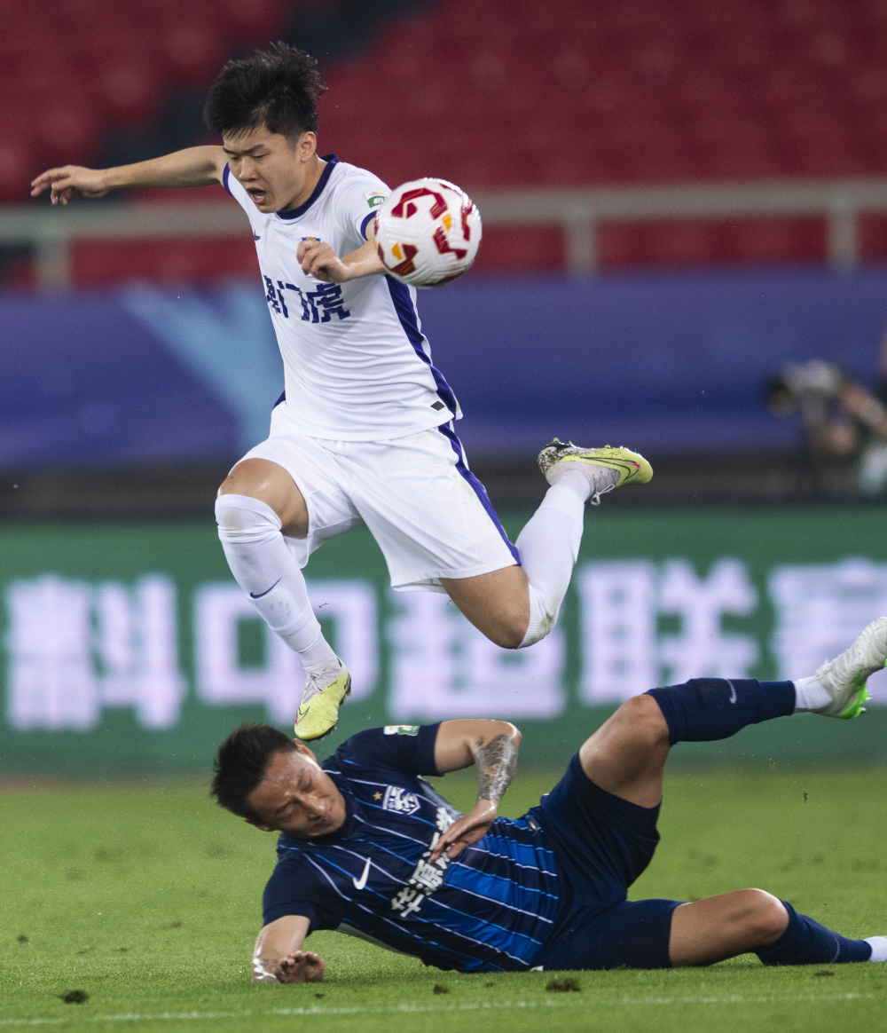 他不仅注重 他不仅注重