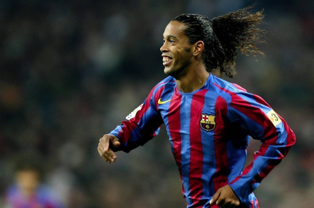 才成就了她 才成就了她