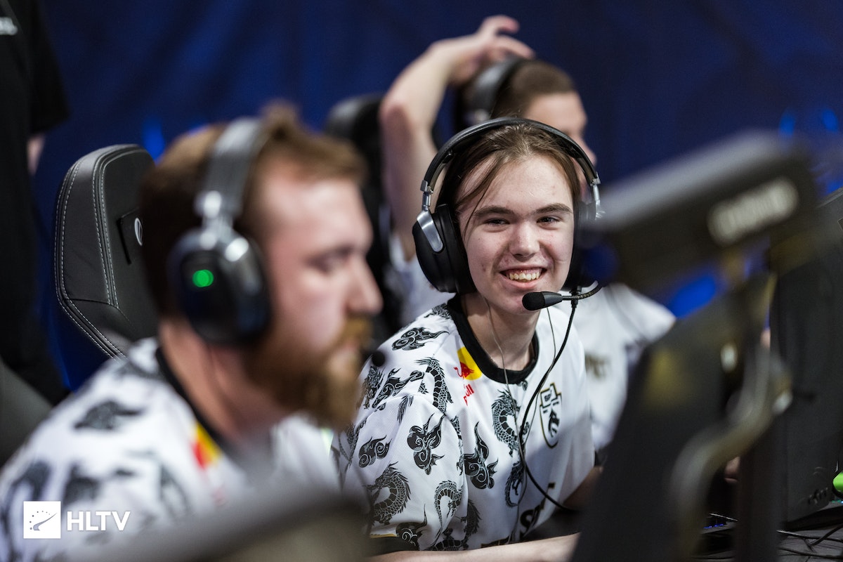 吸引搜索引 吸引搜索引